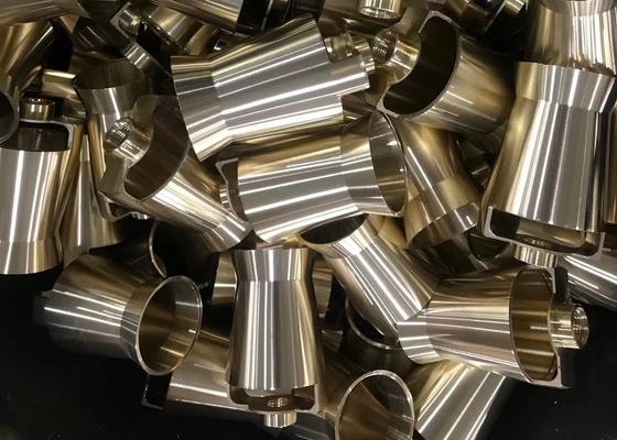 Đường kính 5m Tháp băng 200Kpa bằng đồng thau Vòi phun tia đầy đủ SS304