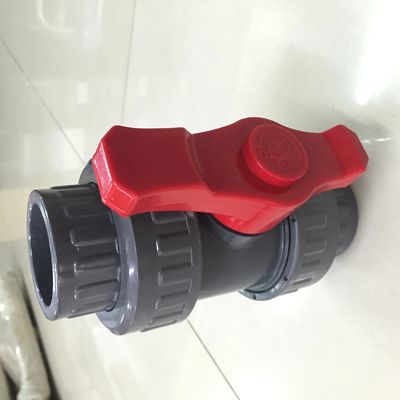 Đen bi đôi DN20 UPVC Van bi đôi