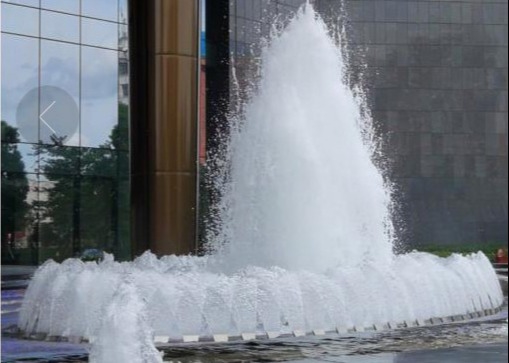 Đa hướng Phong cách quạt có thể điều chỉnh Dancing Fountain Vòi phun