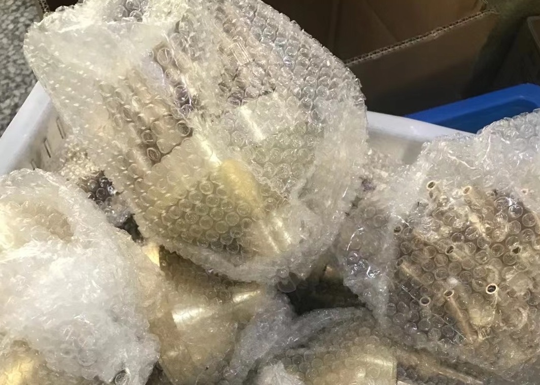 DN25 Phụ kiện đài phun nước hồ bơi 1 '' bằng đồng thau có thể điều chỉnh 3 lớp Đài phun nhạc Flower Blossom
